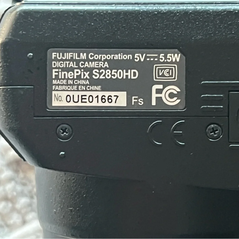 🔴 Fujifilm FinePix S2850HD digital Camera for parts